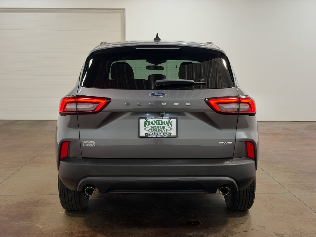 Used 2025 Ford Escape ST-Line Select AWD/4WD image 25
