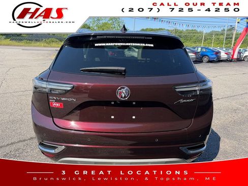 Used 2022 Buick Envision Avenir w/ Technology Package II AWD/4WD image 5
