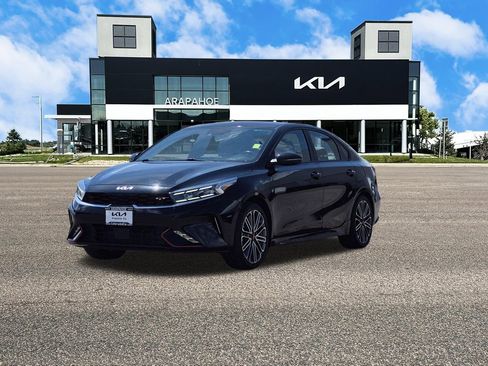 Certified 2023 Kia Forte GT FWD image 5
