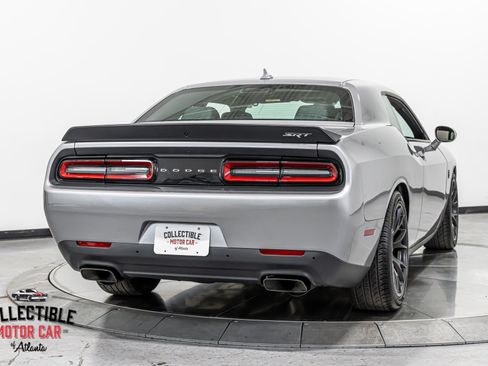 Used 2016 Dodge Challenger SRT Hellcat RWD image 20