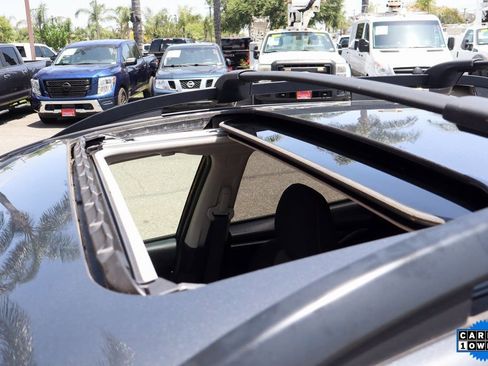 Used 2023 Subaru Crosstrek 2.0i Premium image 35