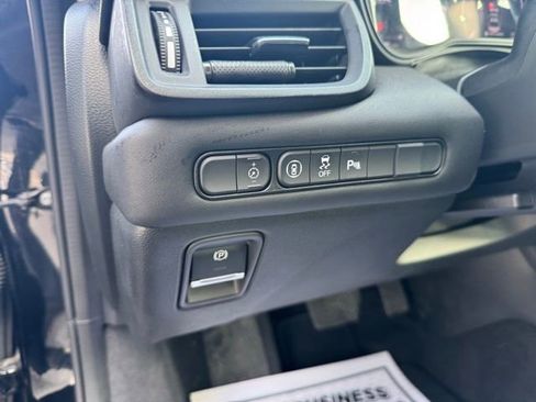 Used 2025 Acura TLX w/ Technology Package image 9