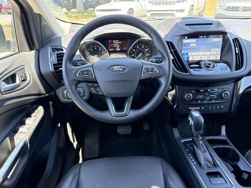 Used 2018 Ford Escape Titanium image 17