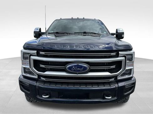 Used 2022 Ford F350 Platinum w/ Tremor Off-Road Package AWD/4WD image 29
