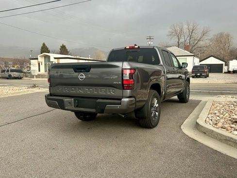New 2026 Nissan Frontier SV image 4