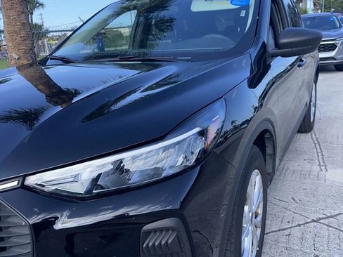 Used 2025 Ford Escape Active FWD image 1