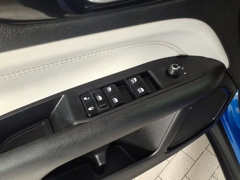 Used 2023 Jeep Compass Limited AWD/4WD image 14