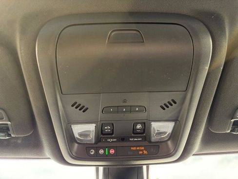 Used 2024 Chevrolet Blazer RS w/ Driver Confidence II Package AWD/4WD image 19