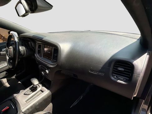 Used 2022 Dodge Charger R/T w/ Plus Group RWD image 30