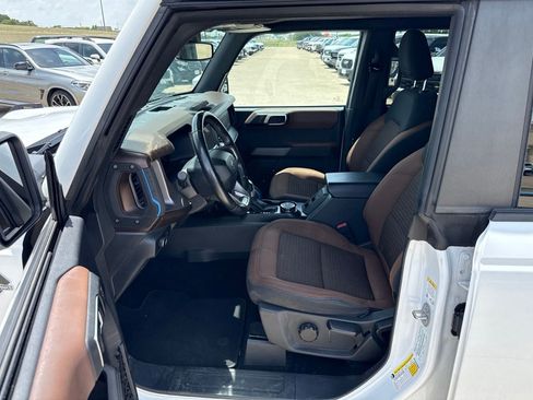 Used 2022 Ford Bronco Outer Banks AWD/4WD image 21