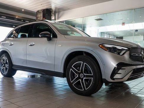 New 2025 Mercedes-Benz GLC 350e GLC 350e image 1