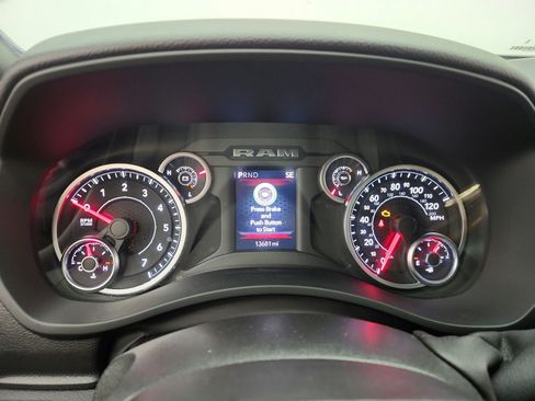 Used 2026 RAM 2500 Big Horn AWD/4WD image 10