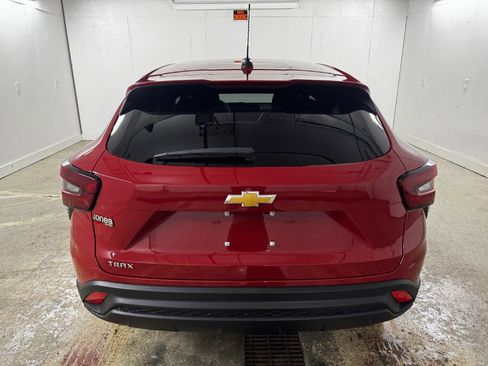 New 2026 Chevrolet Trax LS image 8