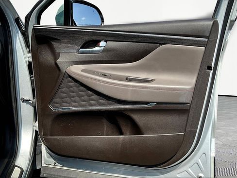 Used 2019 Hyundai Santa Fe AWD image 29