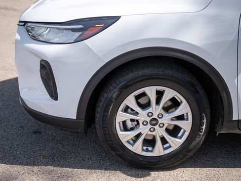 Used 2024 Ford Escape Active FWD image 9