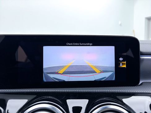 Used 2023 Mercedes-Benz CLA 250 4MATIC w/ Premium Package image 6