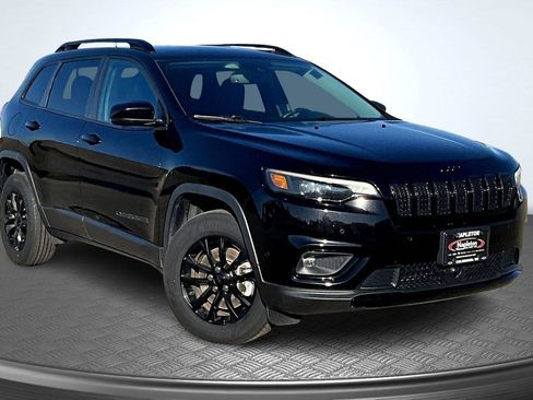 Used 2023 Jeep Cherokee Altitude Lux image 12