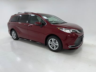 New 2025 Toyota Sienna Limited