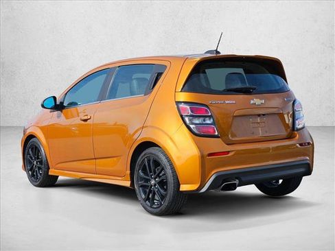 Used 2017 Chevrolet Sonic Premier w/ Driver Confidence Package image 8