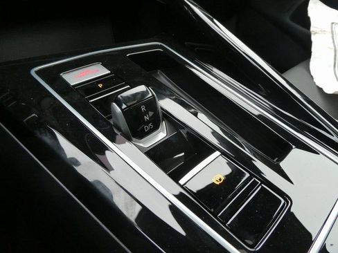New 2026 Volkswagen GTI SE FWD image 13