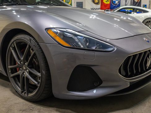 Used 2018 Maserati GranTurismo Sport RWD image 19