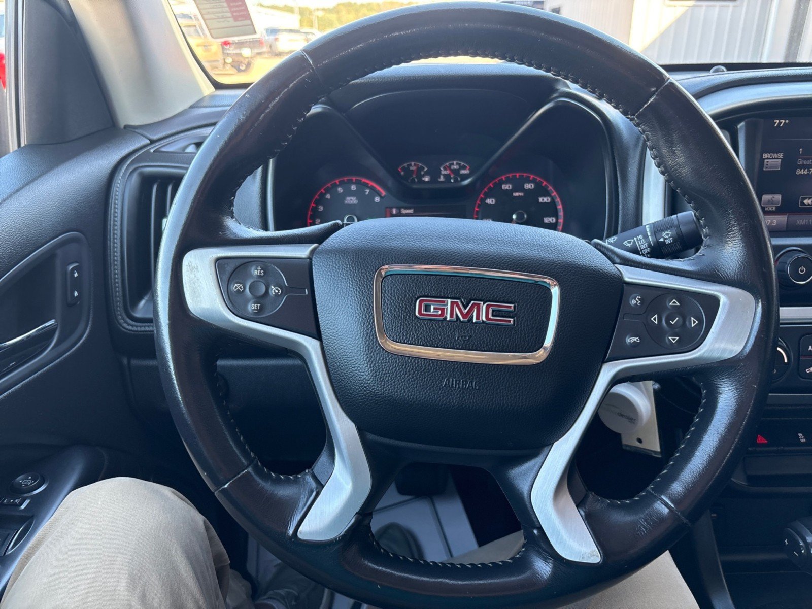 Used 2015 GMC Canyon SLE w/ SLE Convenience Package RWD image 15