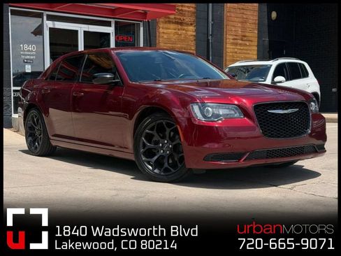 Used 2019 Chrysler 300 Touring w/ Sport Appearance Package RWD image 44