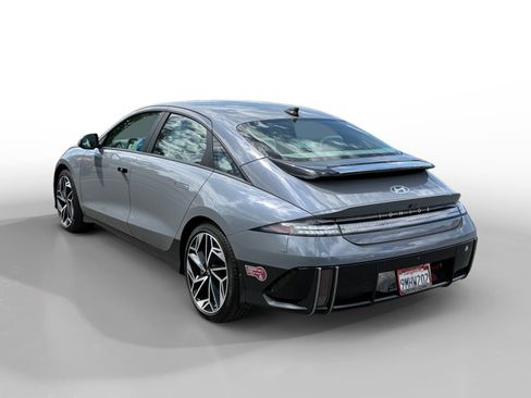 Certified 2024 Hyundai Ioniq 6 SEL image 3