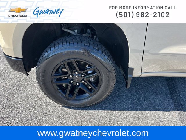 Used 2022 Chevrolet Silverado 1500 Custom Trail Boss AWD/4WD image 10