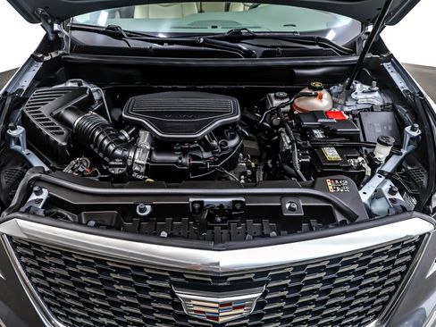 Used 2021 Cadillac XT5 Premium Luxury image 10