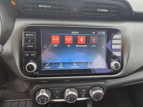 Used 2024 Nissan Kicks SV image 19