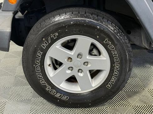 Used 2018 Jeep Wrangler Unlimited Sport S AWD/4WD image 14