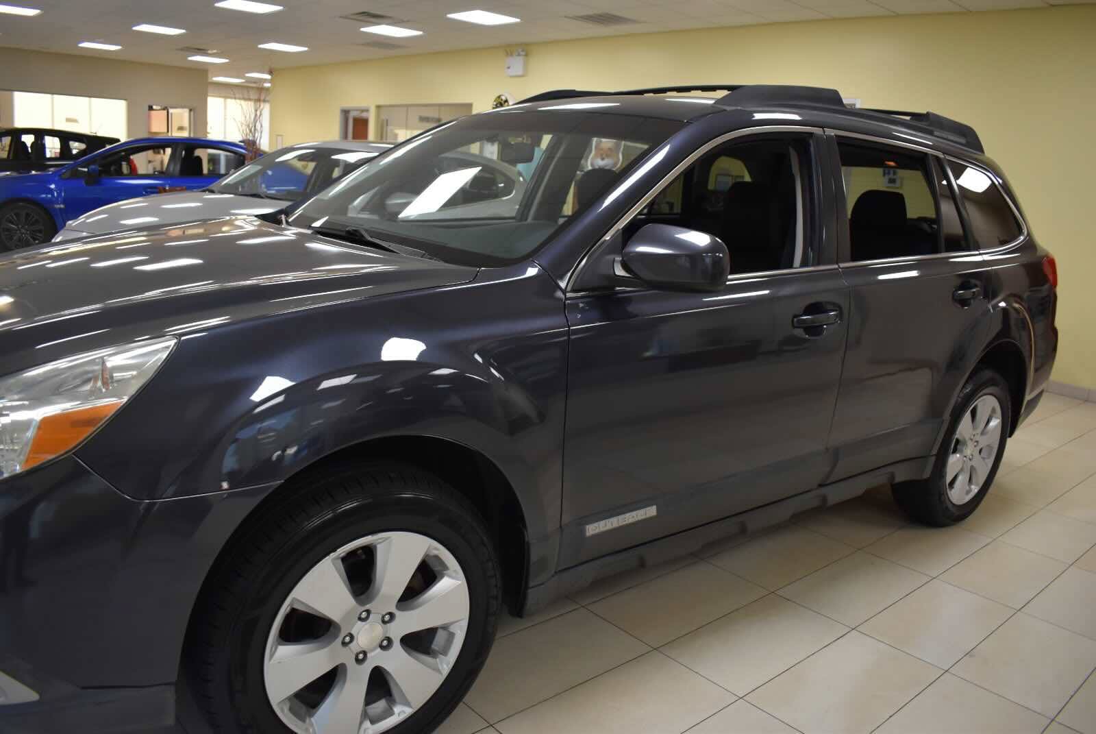 Used 2011 Subaru Outback 2.5i Premium w/ All-Weather Pkg AWD/4WD image 50