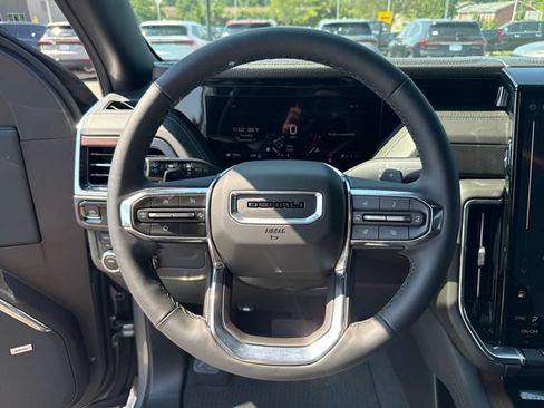 New 2026 GMC Yukon XL Denali w/ Sun & Power Step Package AWD/4WD image 17