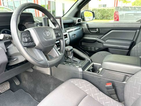 Used 2025 Toyota Tacoma SR5 image 19