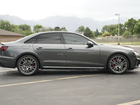 Used 2022 Audi S4 Prestige AWD/4WD image 6