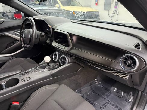 Used 2021 Chevrolet Camaro SS image 18