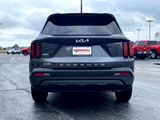 Used 2022 Kia Sorento LX image 4