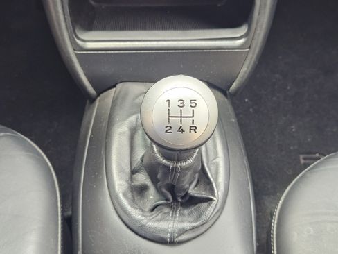 Used 2000 Porsche Boxster RWD image 10