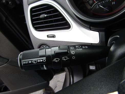 Used 2018 Dodge Journey GT w/ Driver Convenience Group image 10