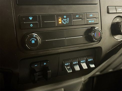 Used 2015 Ford F450 XL image 15