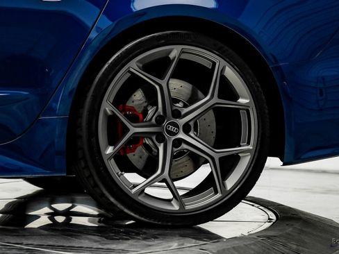 Used 2024 Audi RS 7 Performance w/ Executive Package image 97