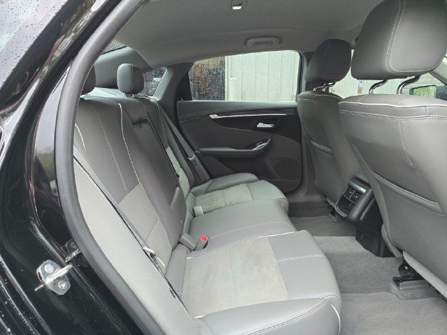 Used 2015 Chevrolet Impala LT w/ Convenience Package FWD image 13