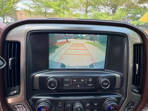Used 2017 Chevrolet Silverado 1500 High Country AWD/4WD image 20