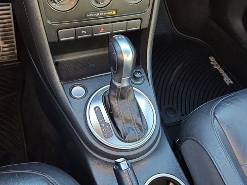 Used 2013 Volkswagen Beetle R-Line image 15