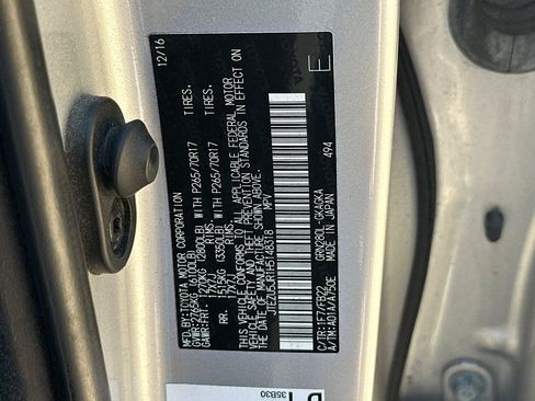 Used 2017 Toyota 4Runner SR5 RWD image 28