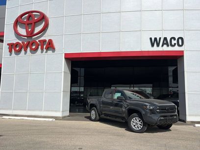 New 2025 Toyota Tacoma SR5