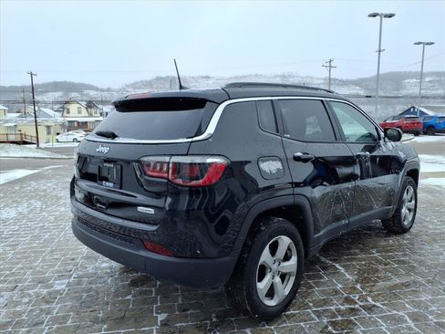 Used 2020 Jeep Compass Latitude w/ Cold Weather Group image 6