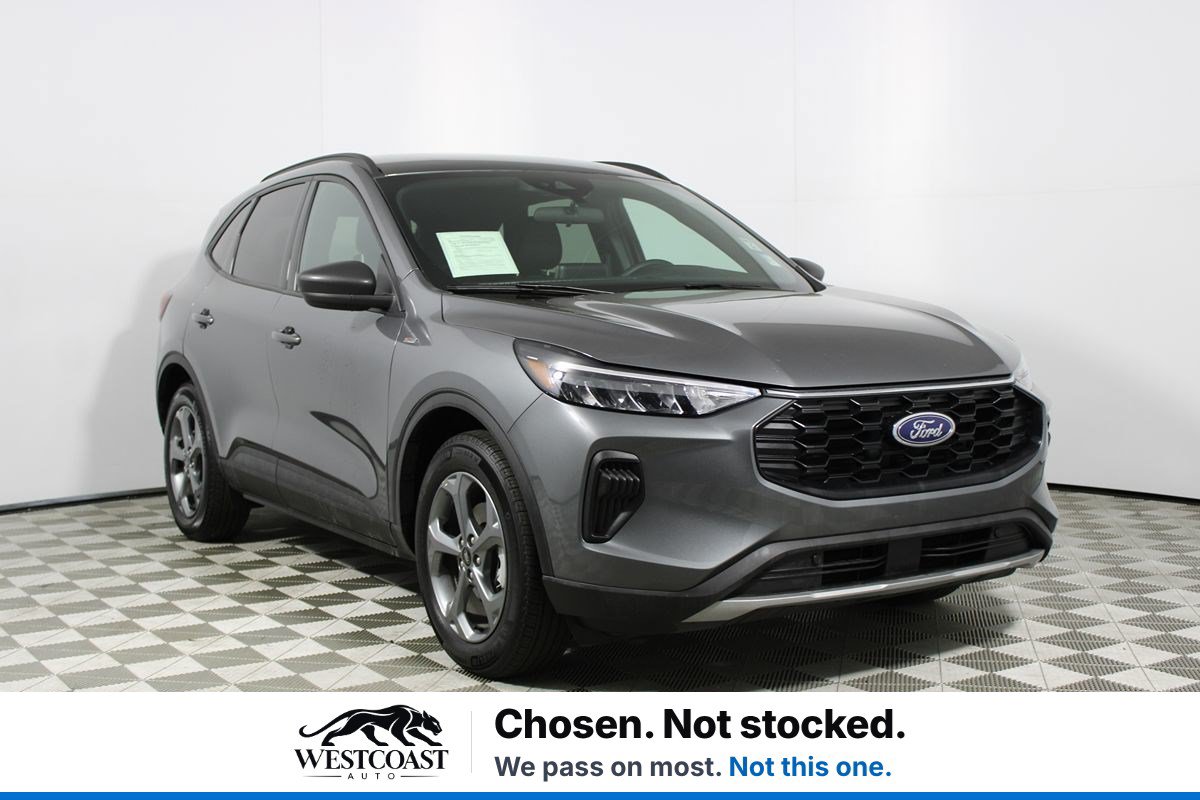 Used 2025 Ford Escape ST-Line FWD image 1