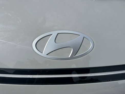 Used 2025 Hyundai Kona SEL FWD image 10